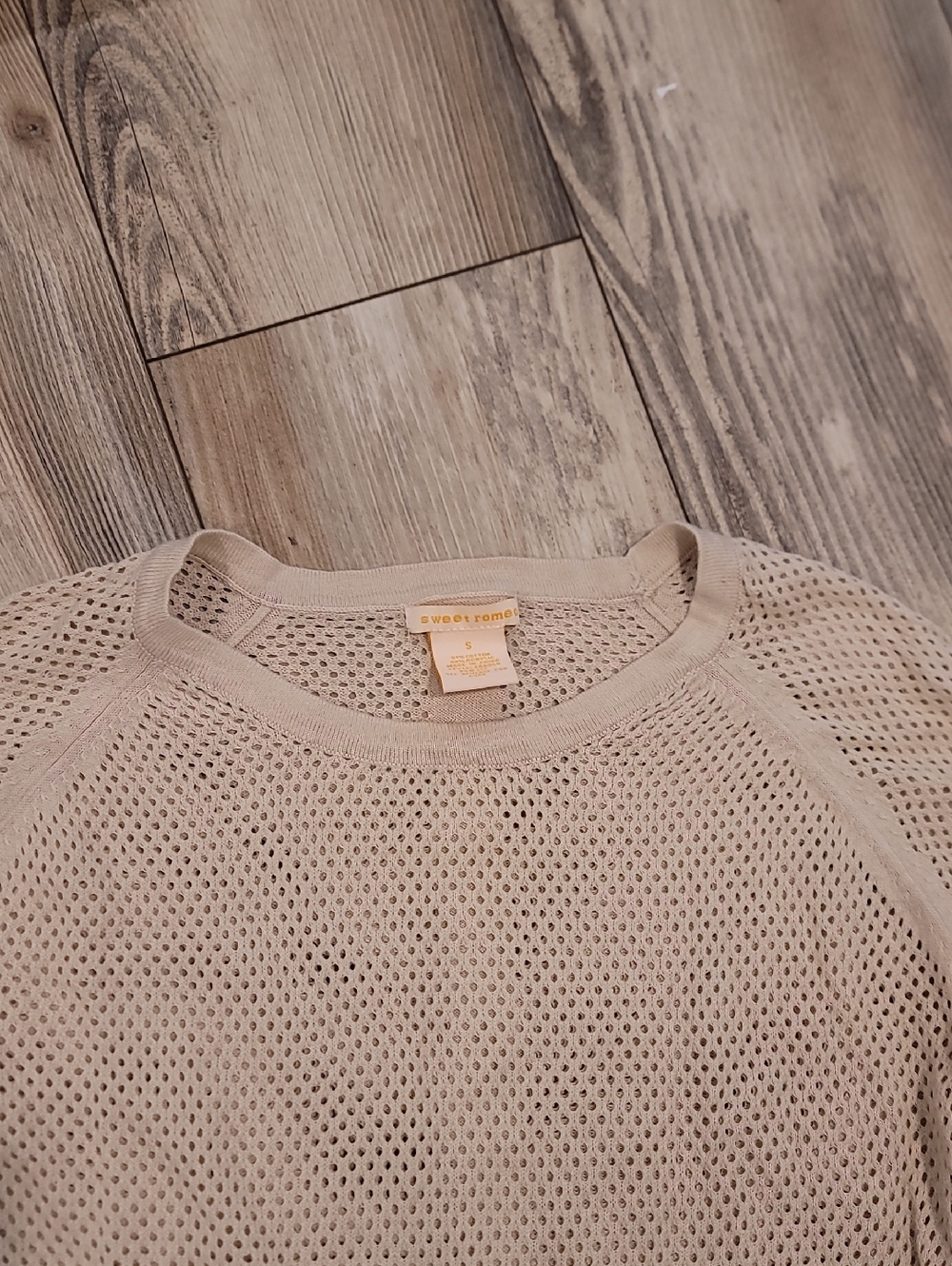 Fun Mesh Top - Picture 3 of 4